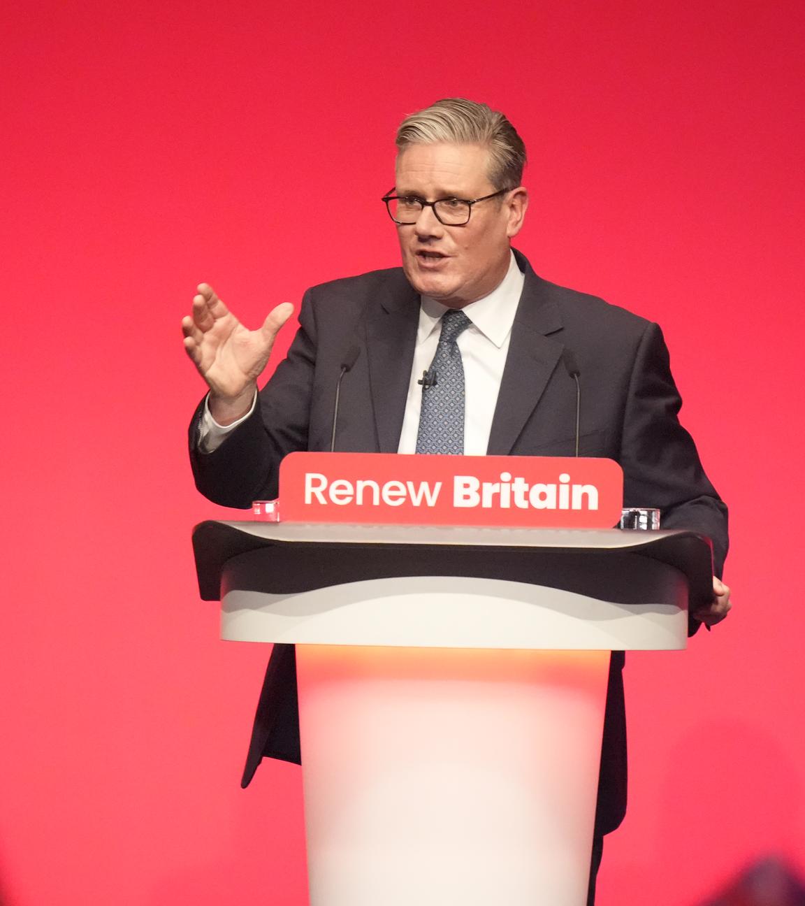 Keir Starmer hält Rede auf dem Labour-Parteitag in Liverpool