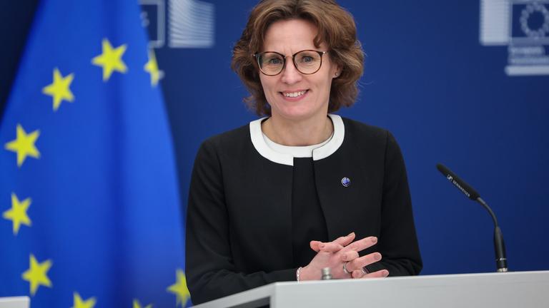 European Commissioner Jessika Roswall holds conference on COP16