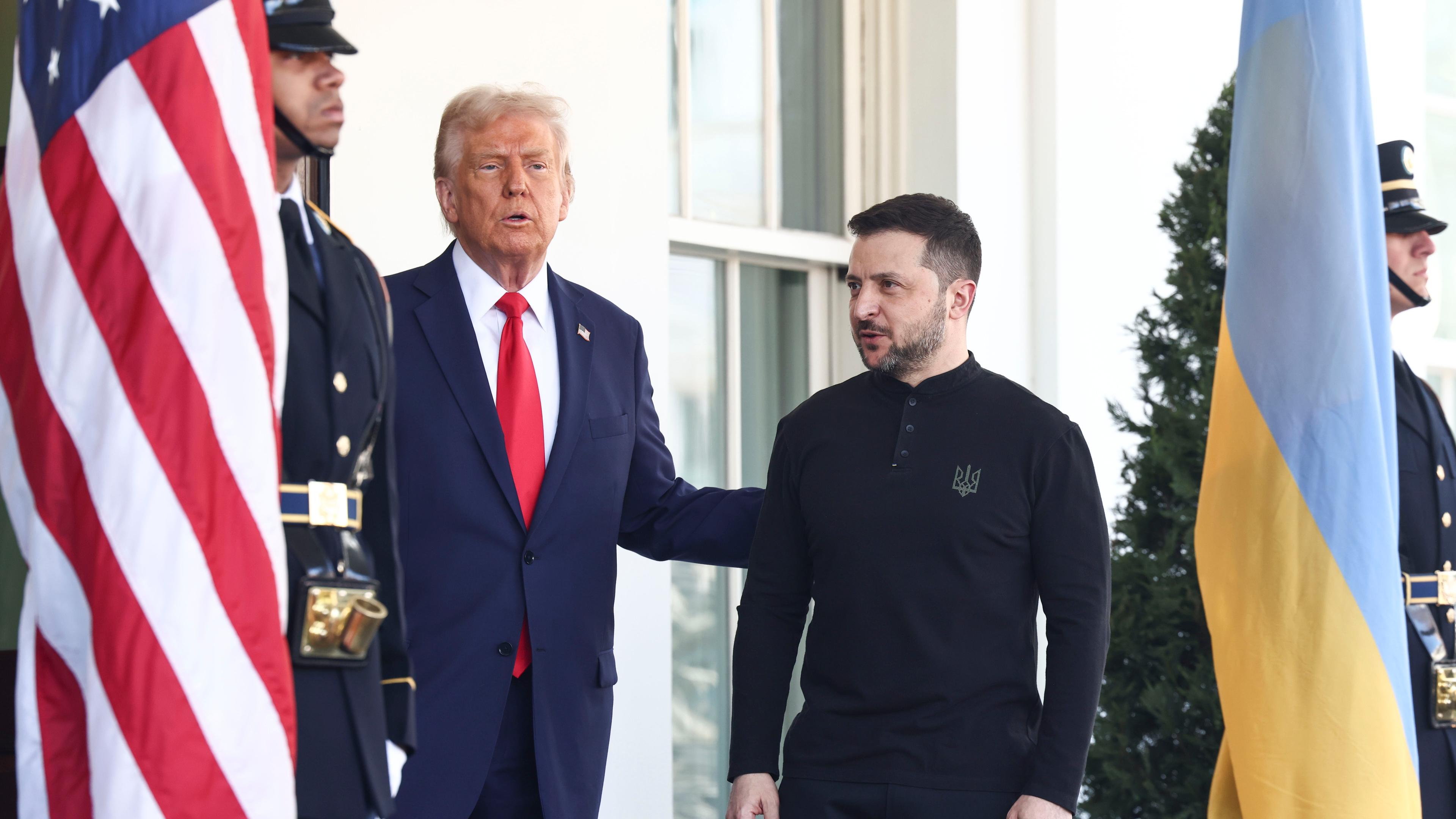 US President Donald Trump welcomes Ukrainian President Volodymyr Zelensky to the White House