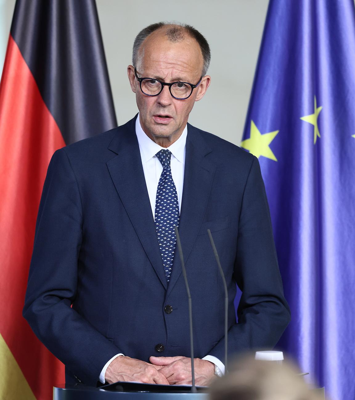 Friedrich Merz spricht im Rahmen seiner ersten Regierungserklärung