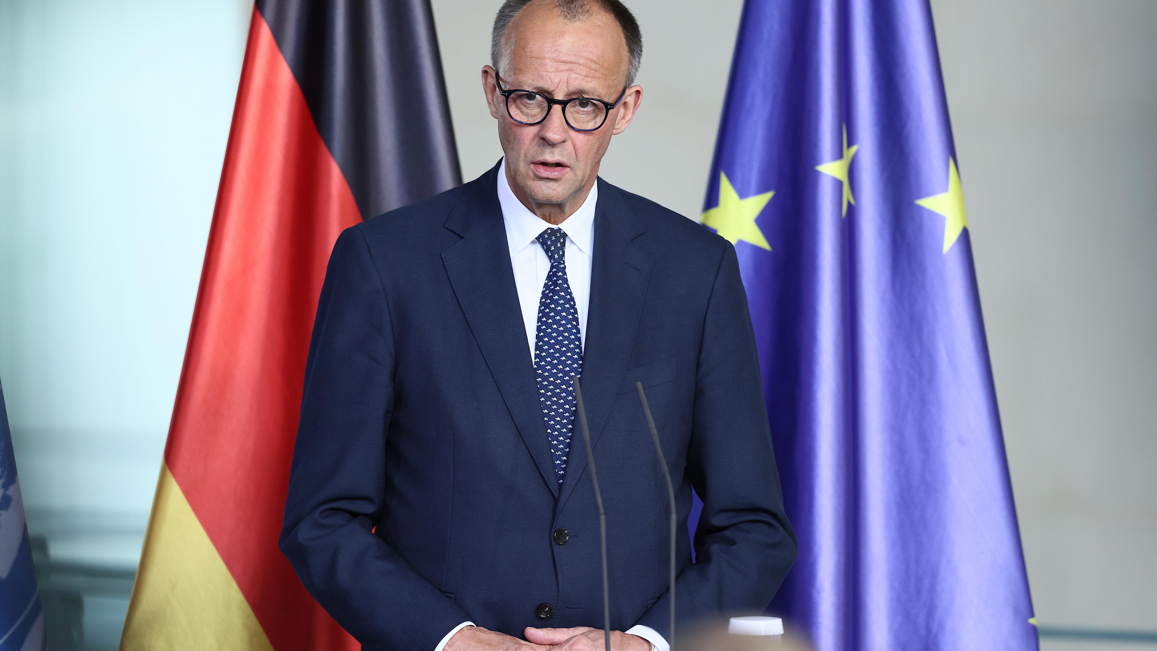Friedrich Merz spricht im Rahmen seiner ersten Regierungserklärung
