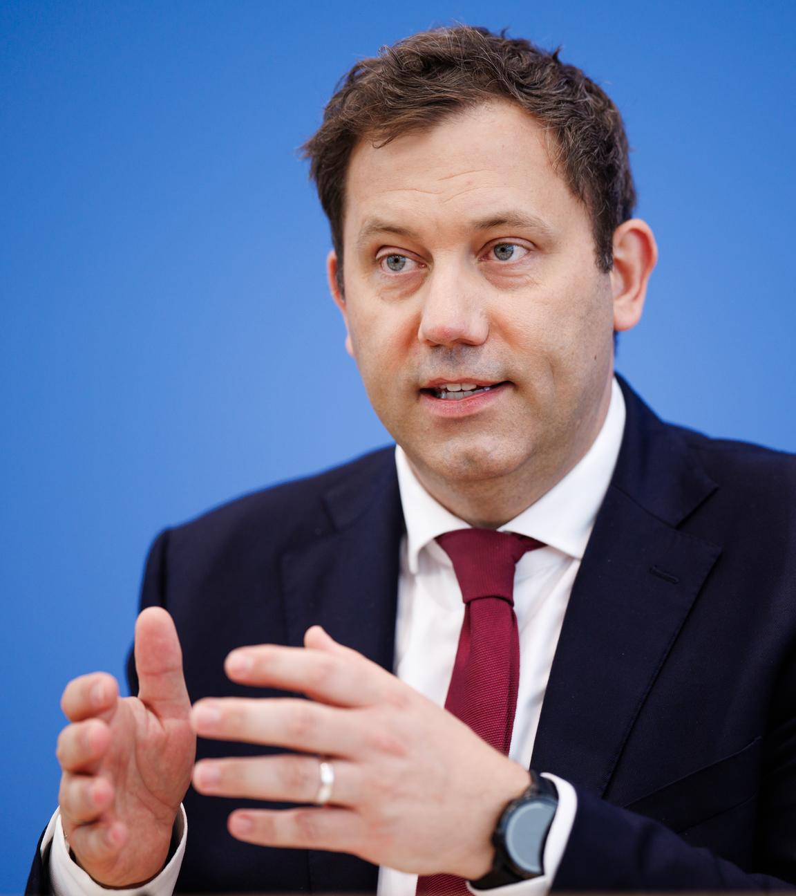 German finance minister presents draft for federal budget of 2026