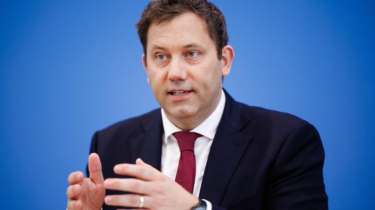 German finance minister presents draft for federal budget of 2026