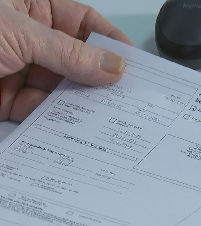 Debatte um Lohnfortzahlung im Krankheitsfall