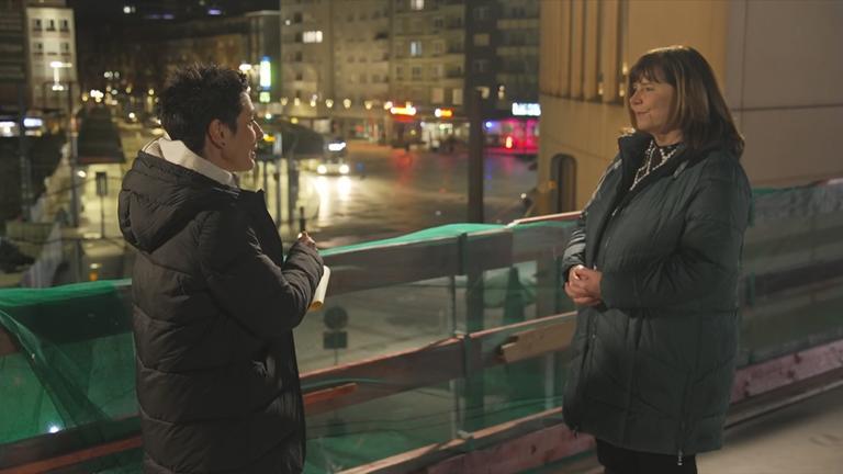 Dunja Hayali spricht mit Ludwighafens Oberbürgermeisterin Jutta Steinruck über Bürokratie