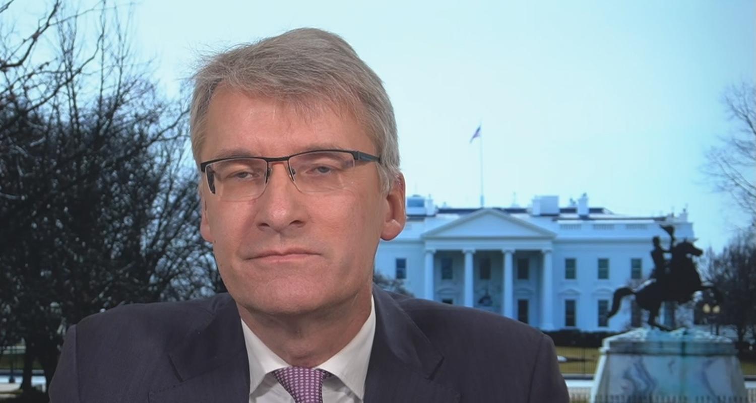 Elmar Theveßen, ZDF-Studioleiter in Washington im Gespräch mit Antje Pieper
