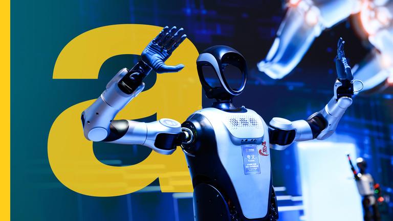 Roboter mit erhobenen Händen vor gelbem a