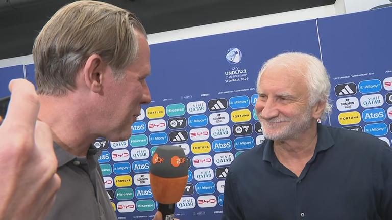 Interviews nach Halbfinalsieg bei U21-EM