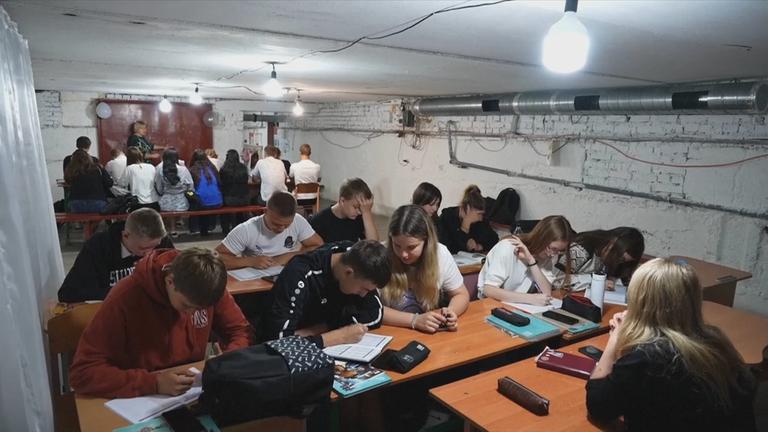 Schulanfang in der Ukraine