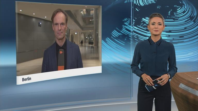 Wulf Schmiese und Nazan Gökdemir sprechen im Schaltgespräch