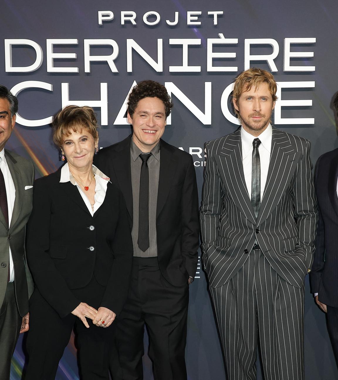 Aditya Sood, Amy Pascal, Phil Lord, Ryan Gosling und Chris Miller beim Fototermin zur Premiere des Films „Project Hail Mary“ im Kino Pathé Palace in Paris am 11. März 2026.