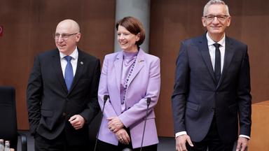 Sinan Selen, Präsident des Bundesamtes für Verfassungsschutz, Martina Rosenberg, Präsidentin des MAD, Martin Jäger, Präsident des BND, Öffentliche Anhörung des Parlamentarischen Kontrollgremiums