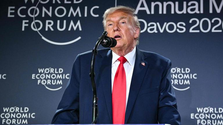 US-Präsident Donald Trump spricht während eines Empfangs mit Wirtschaftsführern am Rande der Jahrestagung des Weltwirtschaftsforums (WEF) in Davos am 21. Januar 2026. Das Weltwirtschaftsforum findet vom 19. bis 23. Januar 2026 in Davos statt.