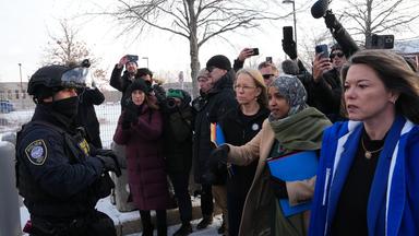 Demonstranten in Minnesota protestieren wegen der Erschießung von Renee Good durch das ICE