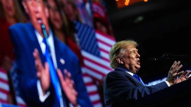 Trump takes center stage at Republicans first midterm convention