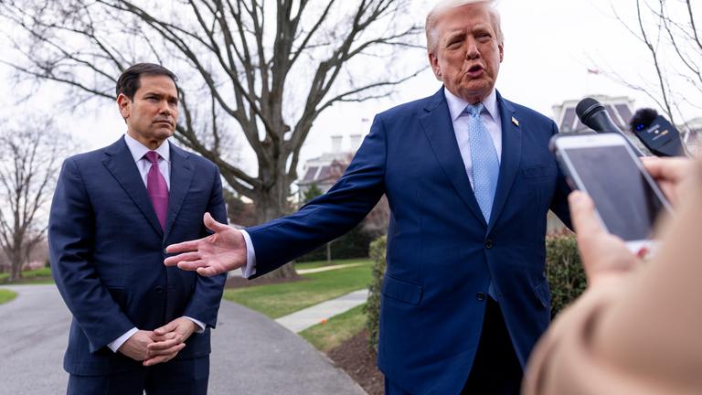 US Präsident Trump verlässt Washington in Richtung Mar-a-Lago