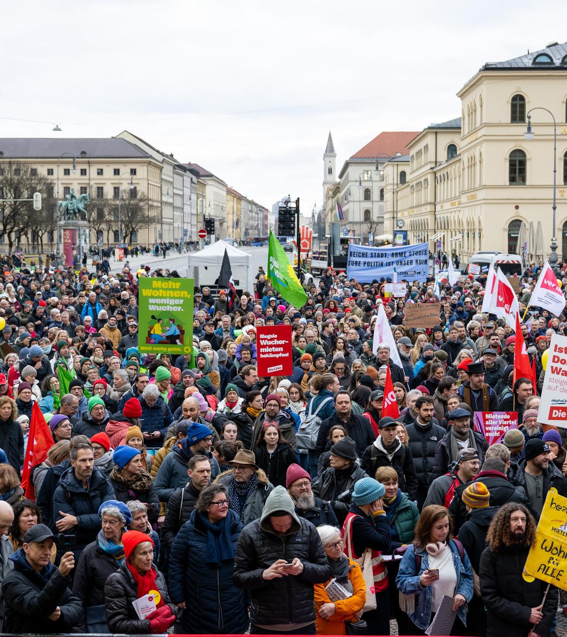Mietendemo gegen Leerstand und Luxus-Sanierungen in München