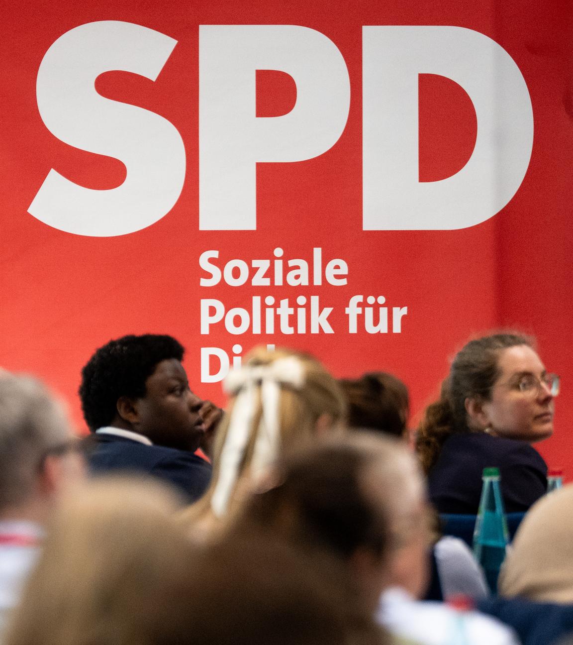 Ein großer SPD Schriftzug 