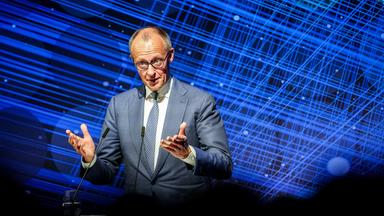 Bundeskanzler Friedrich Merz (CDU) spricht beim Jahresempfang 75 Jahre Bundesverband deutscher Banken e.V.