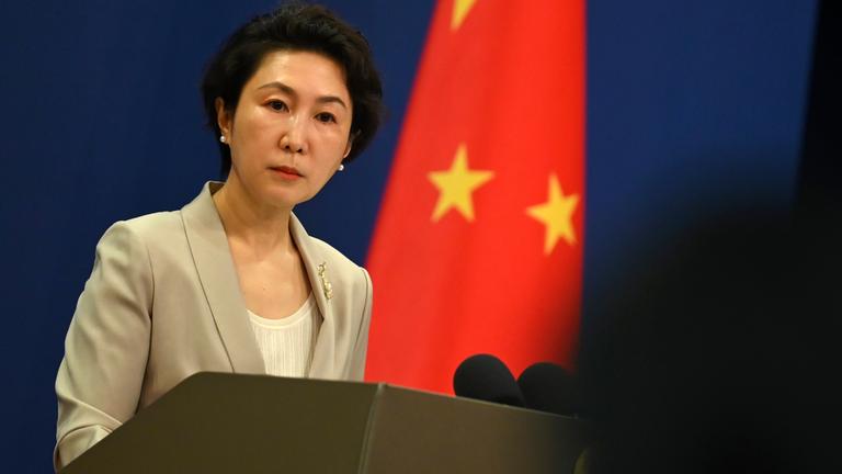 Mao Ning, Sprecherin im chinesischen Außenministerium, beantwortet Fragen von Journalisten. China ist nach Angaben aus Peking im Vorfeld nicht über die US-Angriffe auf den Iran informiert worden.