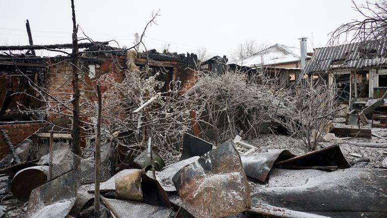 Ein zerstörtes Gebäude in Charkiw nach einem russischen Angriff.