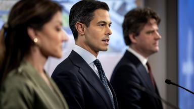 Dutch Party leaders present their coalition agreement at a press conference in Nieuwspoort