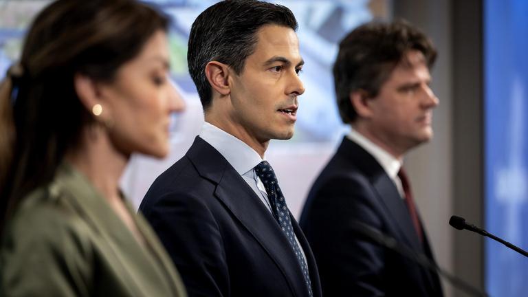 Dutch Party leaders present their coalition agreement at a press conference in Nieuwspoort