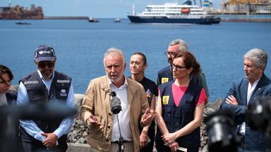 MV Hondius enters the port of Granadilla de Abona to anchor, disembark passengers