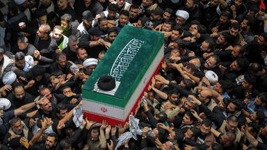 Bilder der iranischen Regierung vom Staatsbegräbnis von Ayatollah Ali Khamenei 