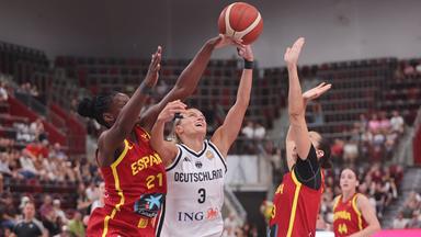 Basketball-Länderspiel: Deutschland - Spanien