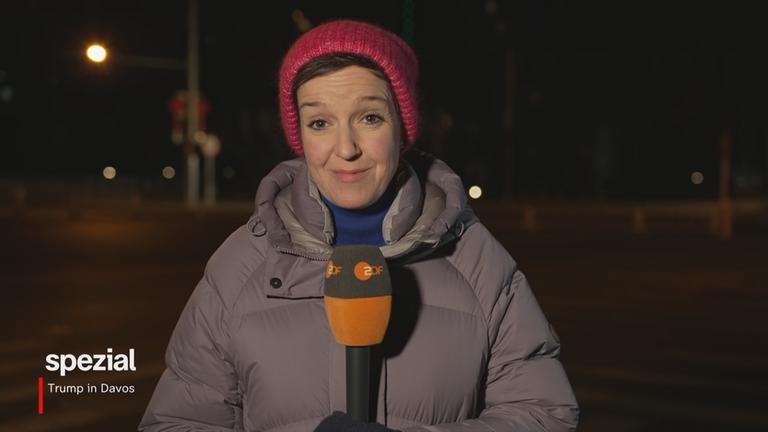 Shakuntala Banerjee im Gespräch mit Miriam Steimer