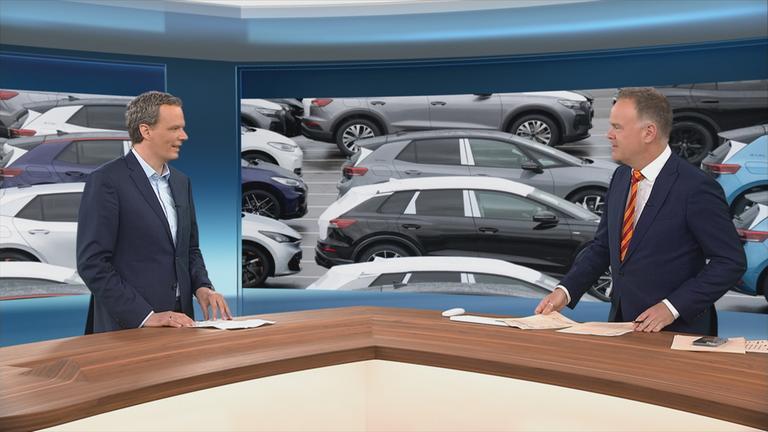 Studiogespräch zwischen Sievers und Neuhann