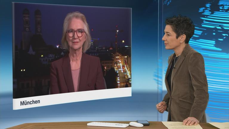 Schaltgespräch zwischen Schnitzer und Hayali