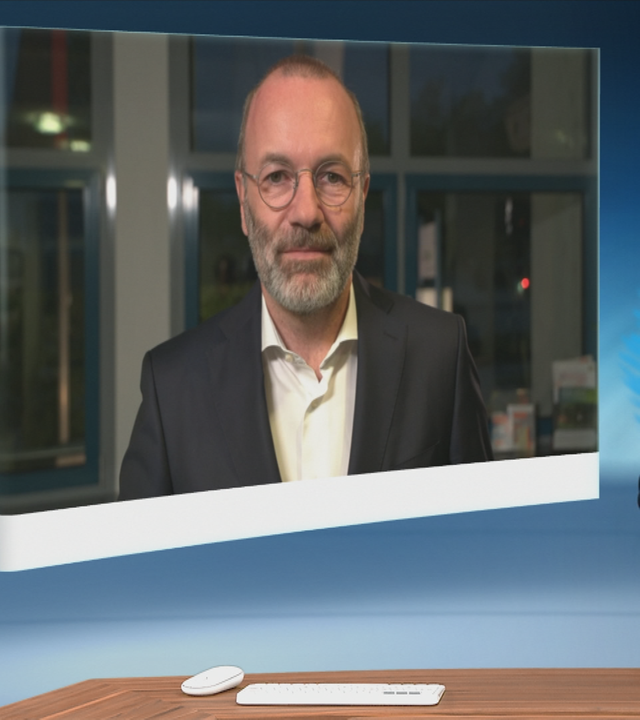 Schaltgespräch zwischen dem Moderator Christian Sievers und dem EVP-Chef Weber
