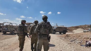 Journalisten mit israelischer Armee in Gaza