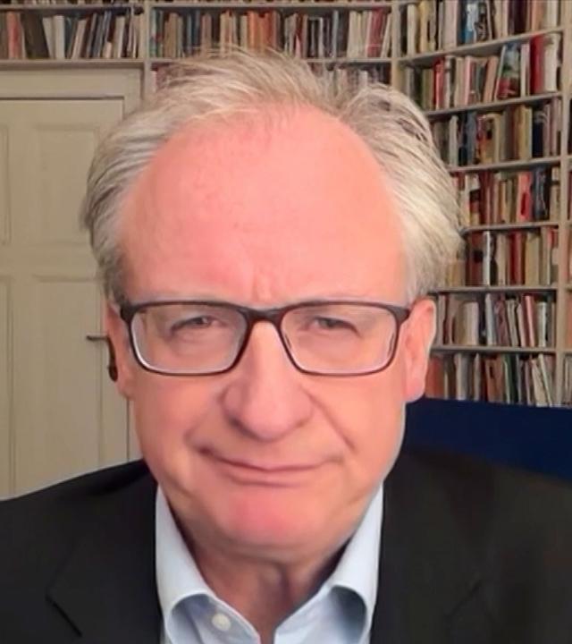 Albrecht von Lucke, Politikwissenschaftler im Gespräch mit Shakuntala Banerjee