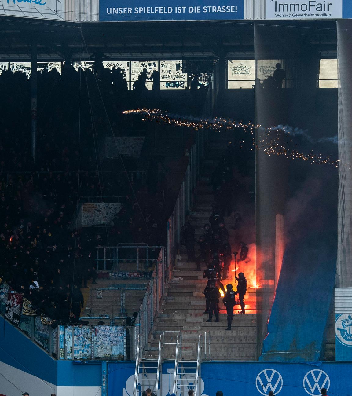 Polizeieinsatz im Dynamo-Block
