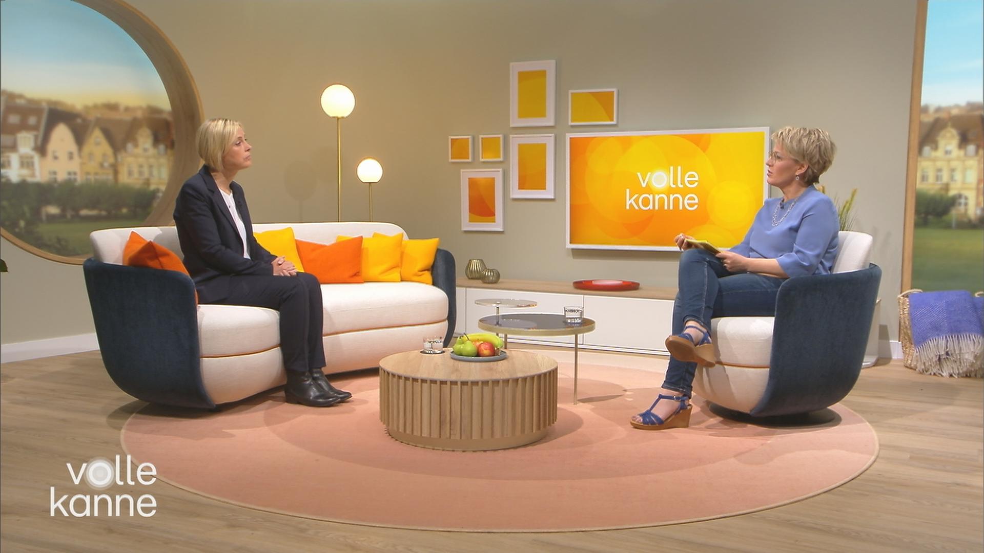 Birgit Naujoks und Andrea Ballschuh im "Volle Kanne"-Studio