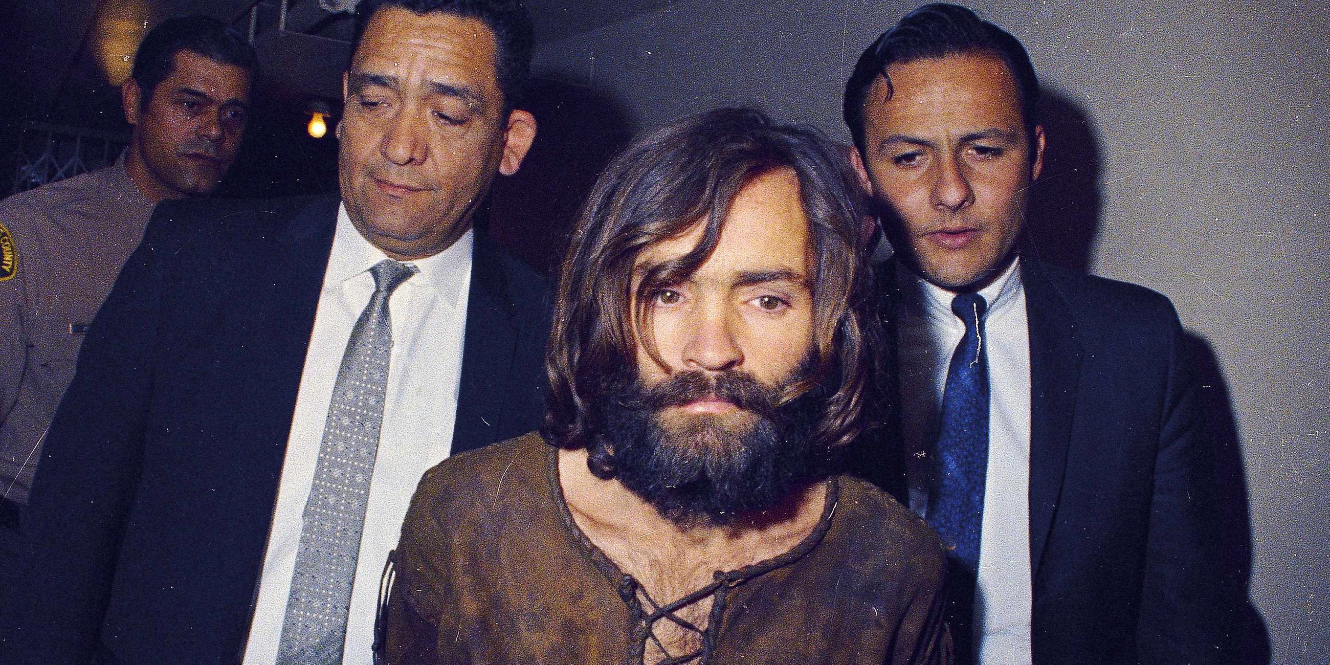 Charles Manson bei seiner Verhaftung , aufgenommen am 01.01.1969 in den USA