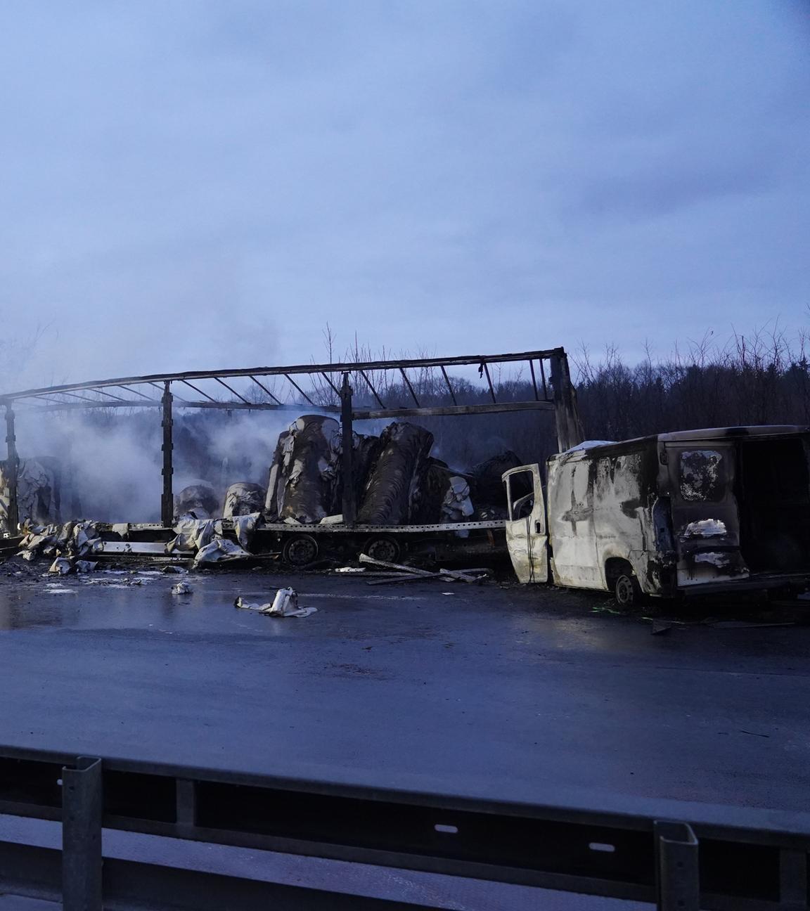 Glatteis sorgt für Unfallserie bei Paderborn