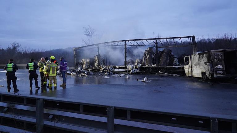 Glatteis sorgt für Unfallserie bei Paderborn