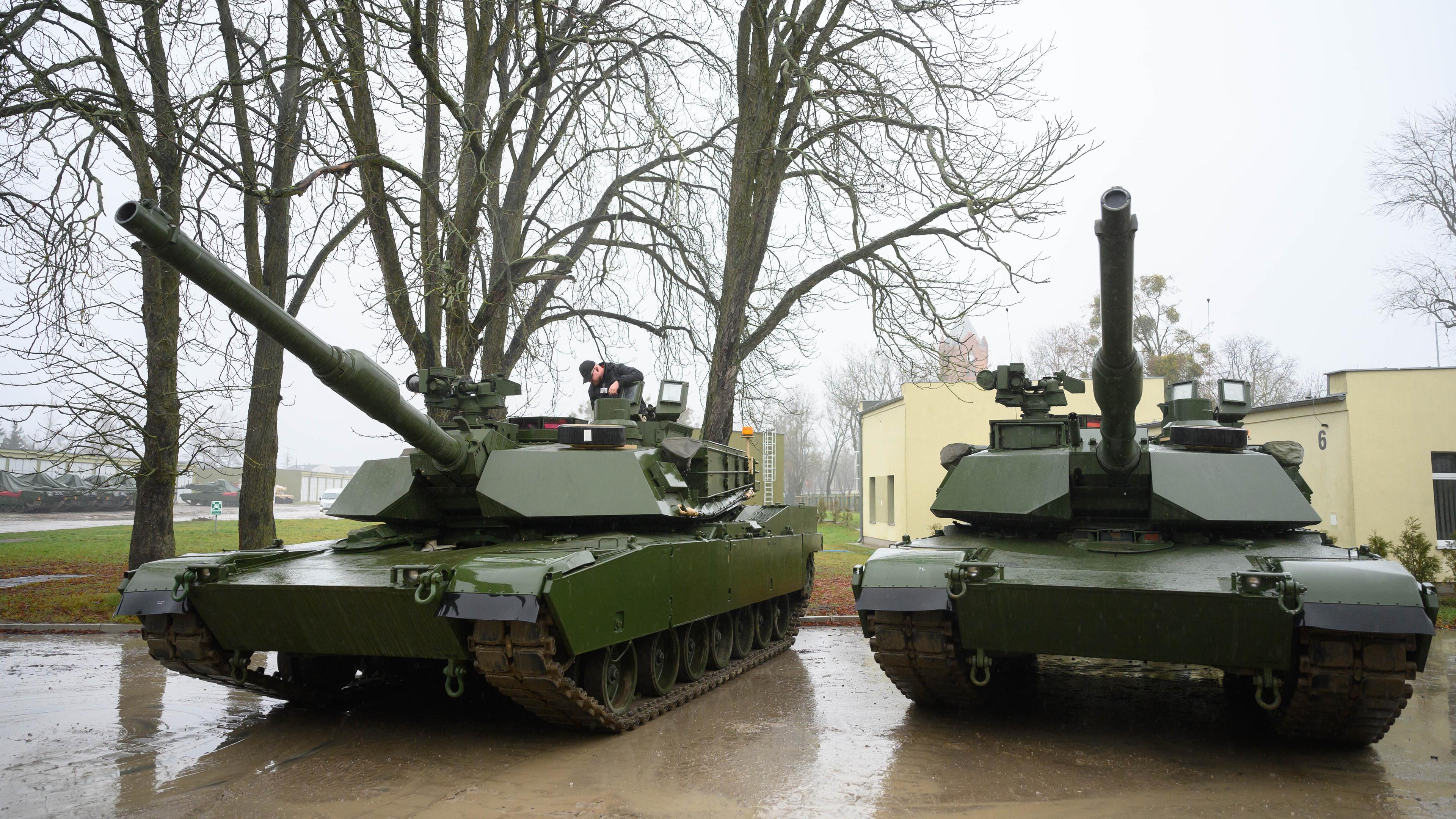 Polen, Biedrusko: Abrams-Panzer im Ausbildungszentrum der polnischen Landstreitkräfte in Biedrusk.