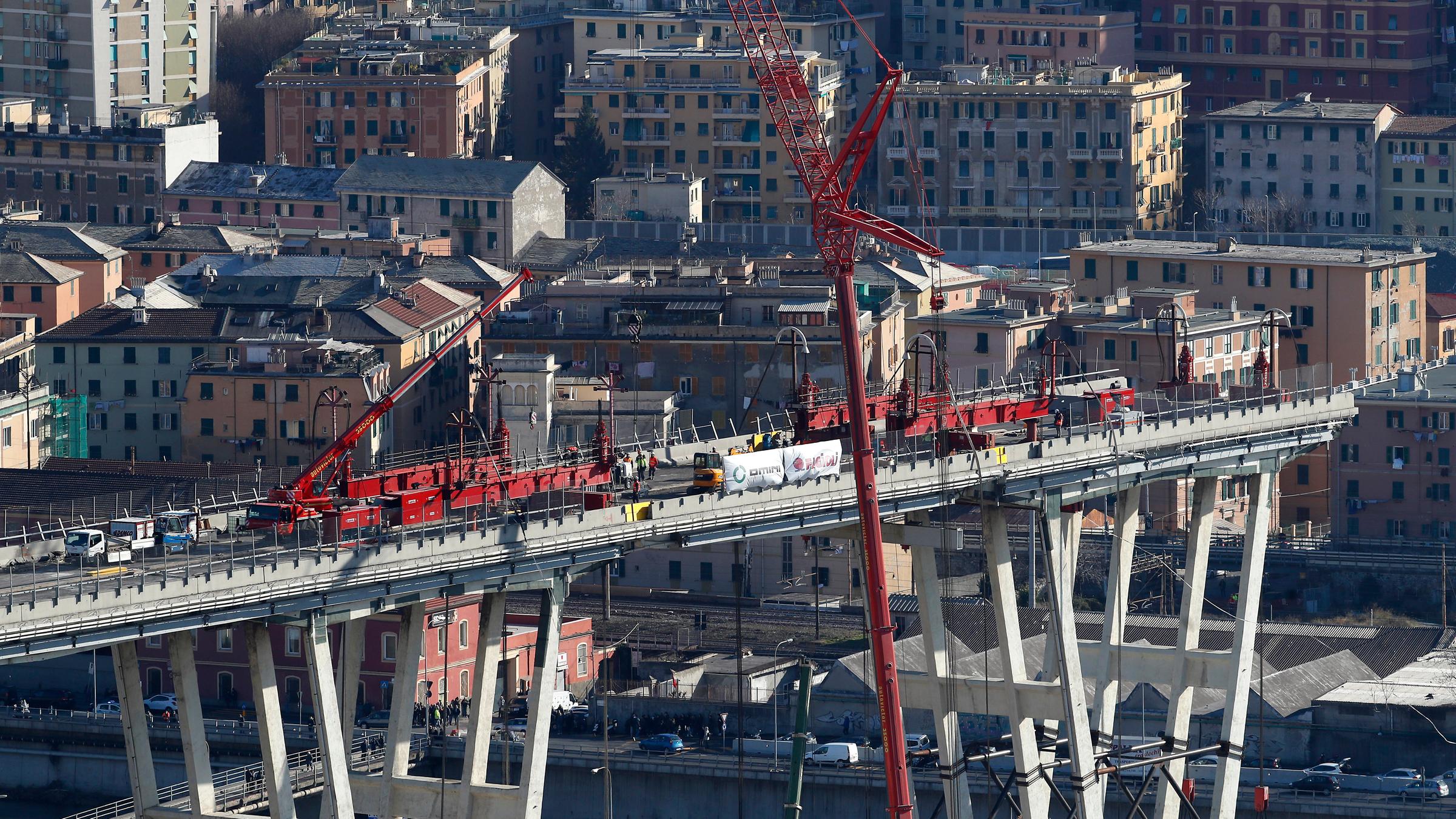 Abrissarbeiten an der Brücke, Genua, 08.02.19