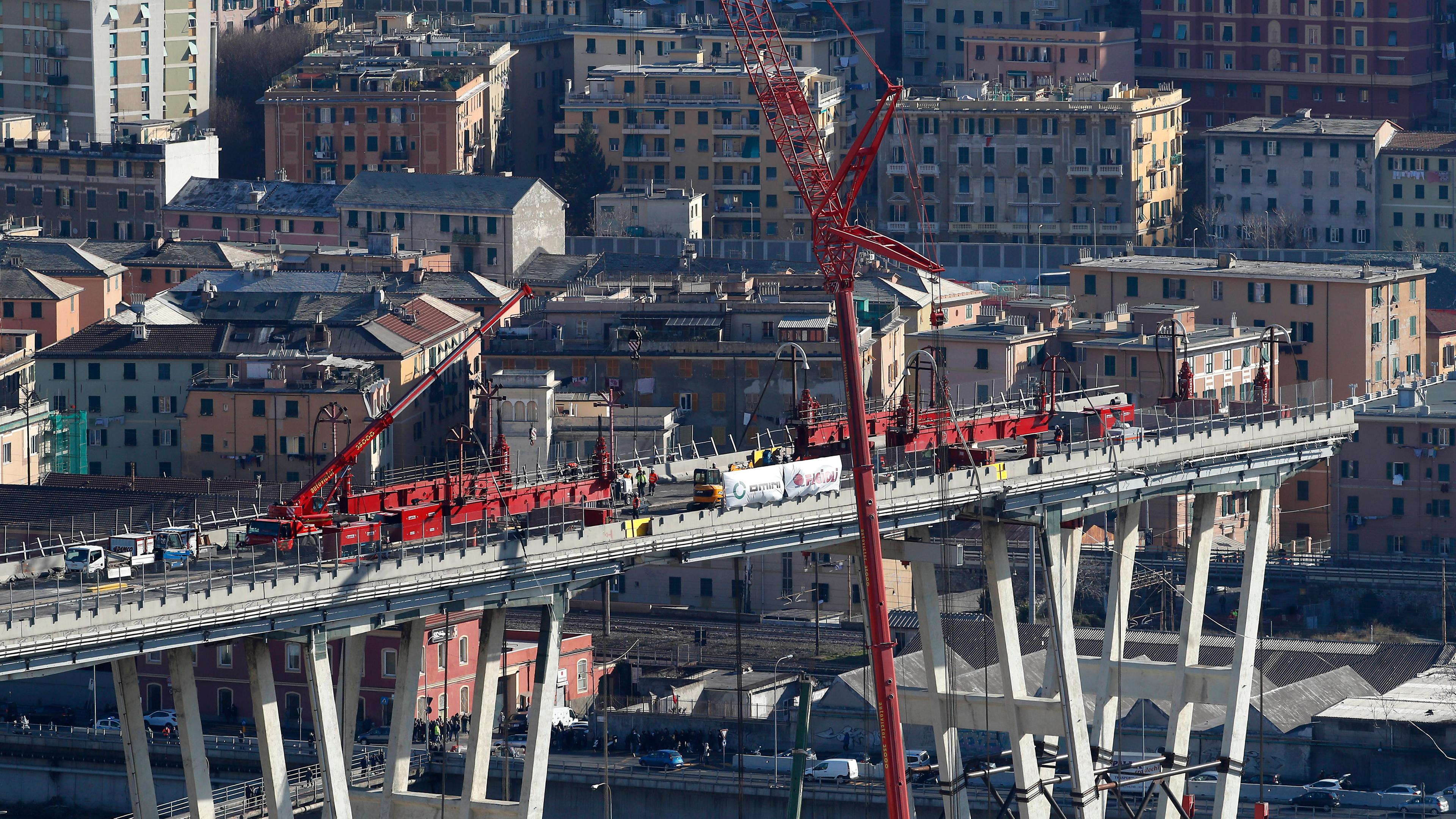 Abrissarbeiten an der Brücke, Genua, 08.02.19