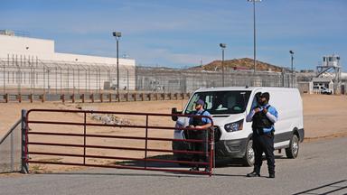 Wie ICE-Haftzentren organisiert sind