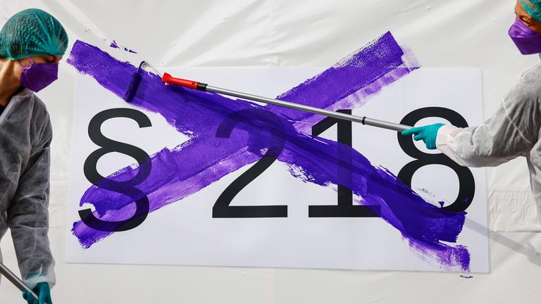 Demo für die Legalisierung von Abtreibungen