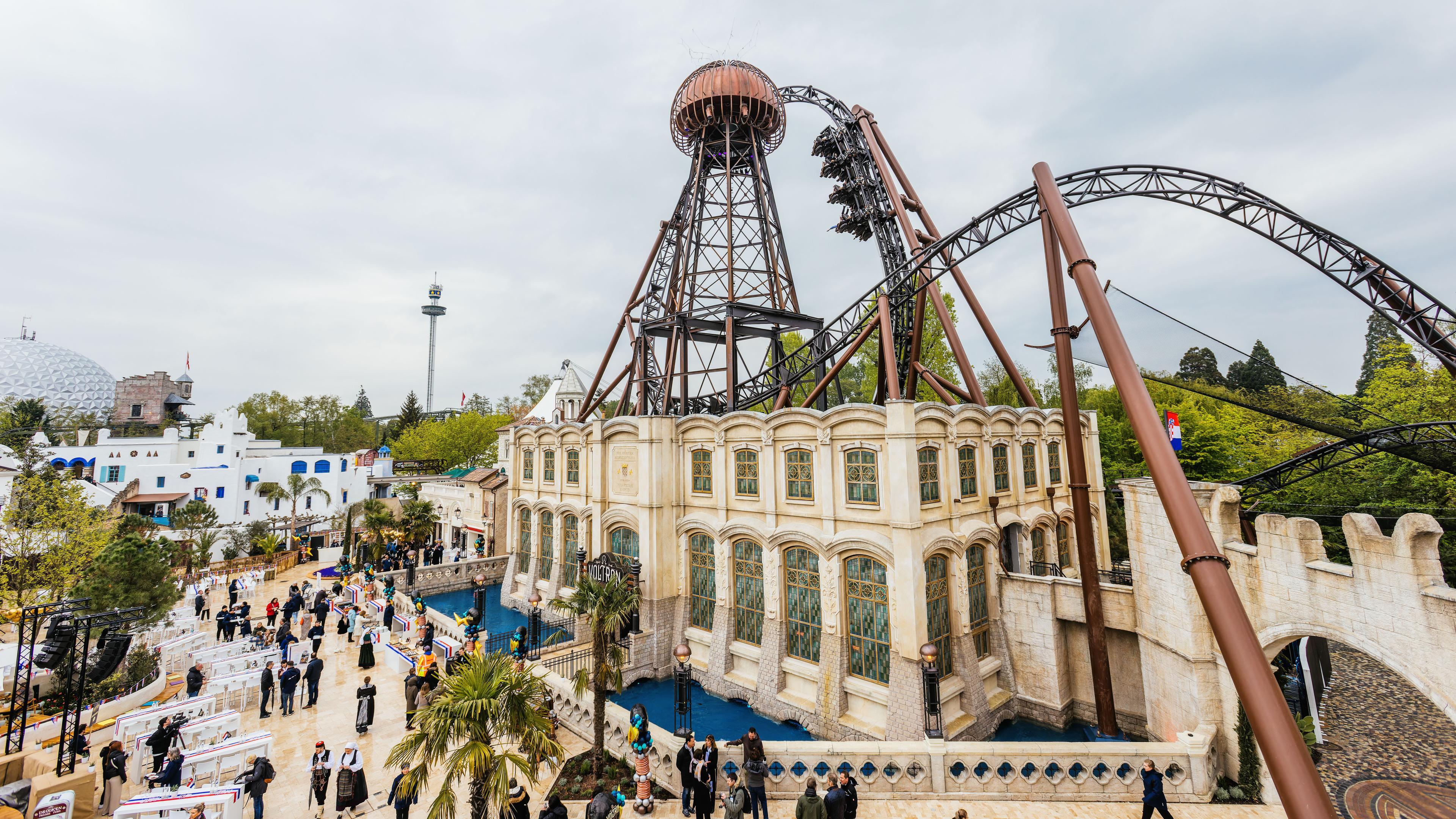 Die Achterbahn "Voltron Nevera" im Europa-Park.