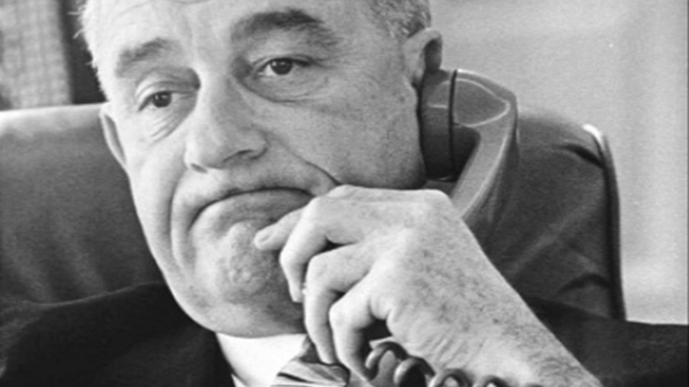 31. März: US-Präsident Lyndon B. Johnson will nicht wieder für die Präsidentschaft kandidieren. Er stellt die Bombenangriffe auf Nordvietnam ein und öffnet den Weg für Verhandlungen.