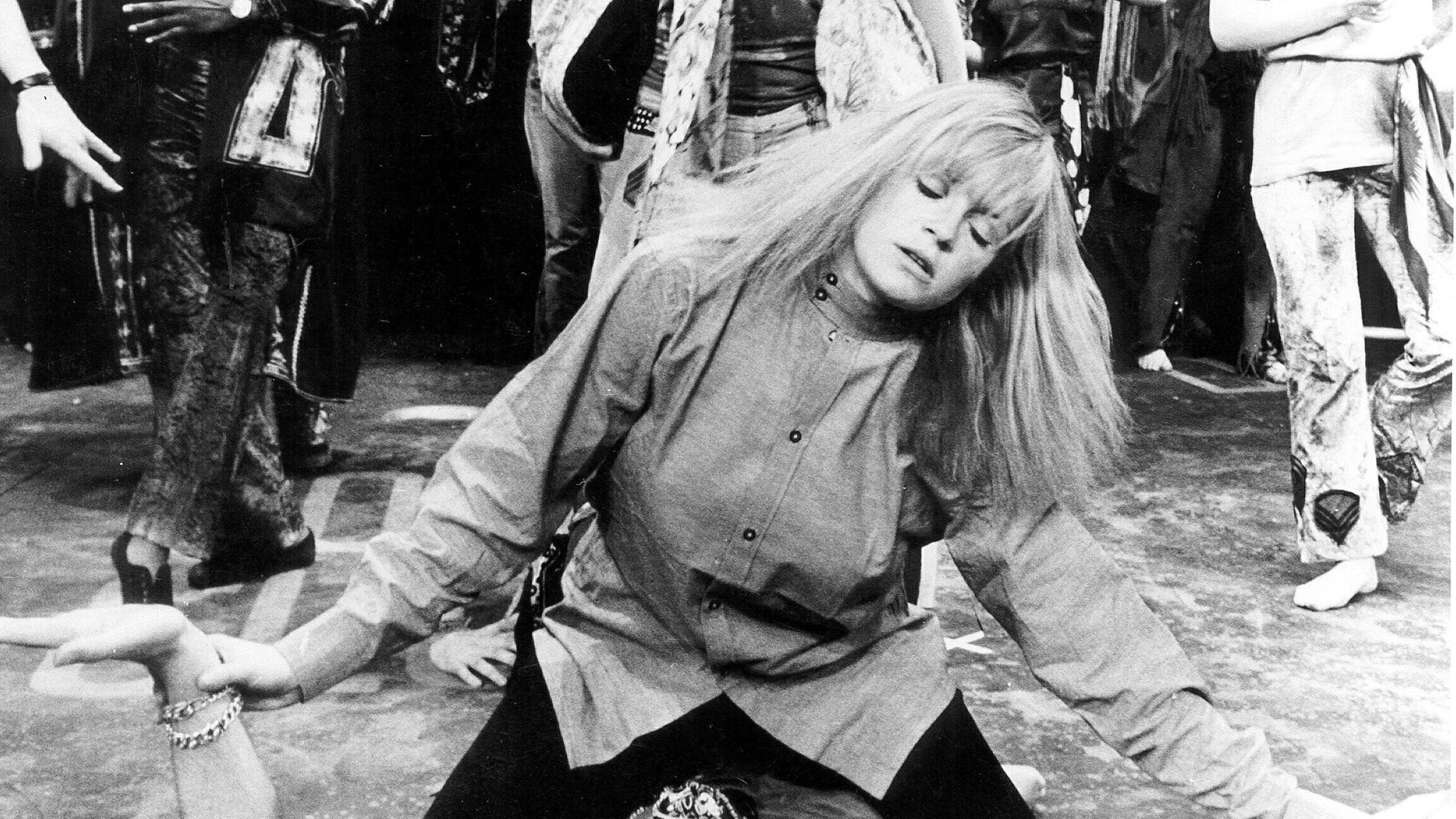 29. April: Das Musical "Hair" feiert am Broadway Premiere. Am 24. Oktober findet in München die Erstaufführung der deutschsprachigen Fassung statt. 