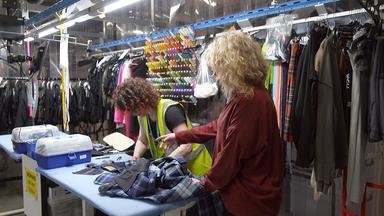 ACS Clothing" in Glasgow arbeitet Retouren wieder auf